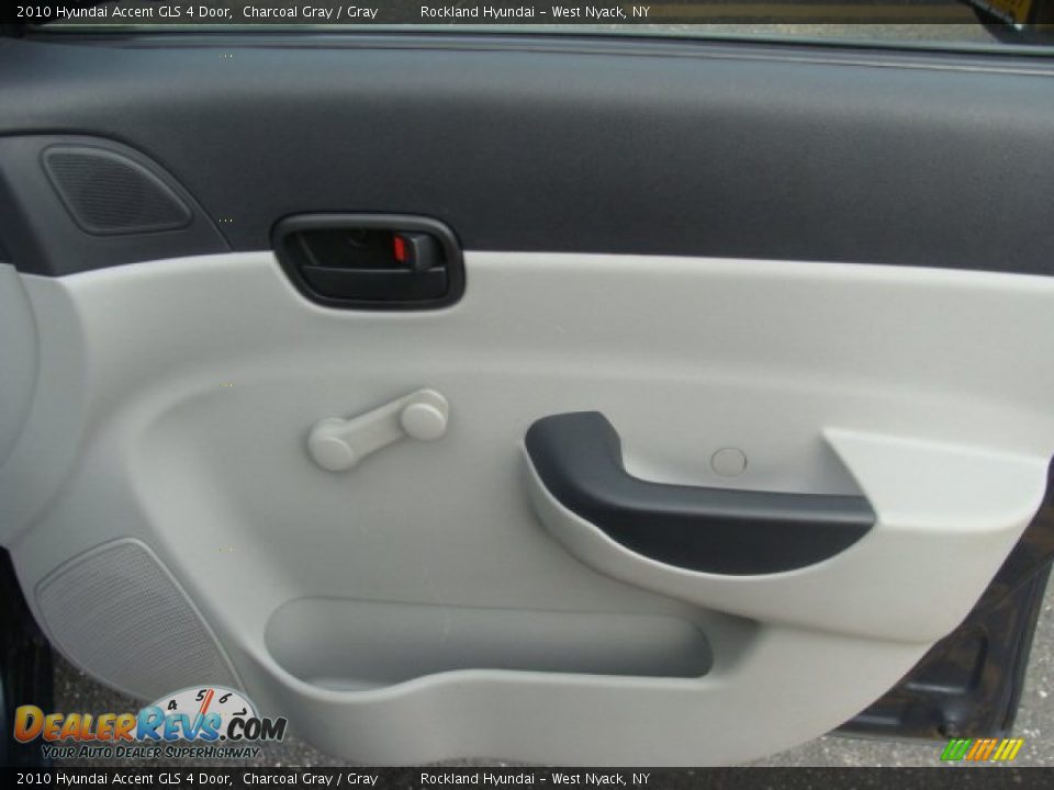 2010 Hyundai Accent GLS 4 Door Charcoal Gray / Gray Photo #21