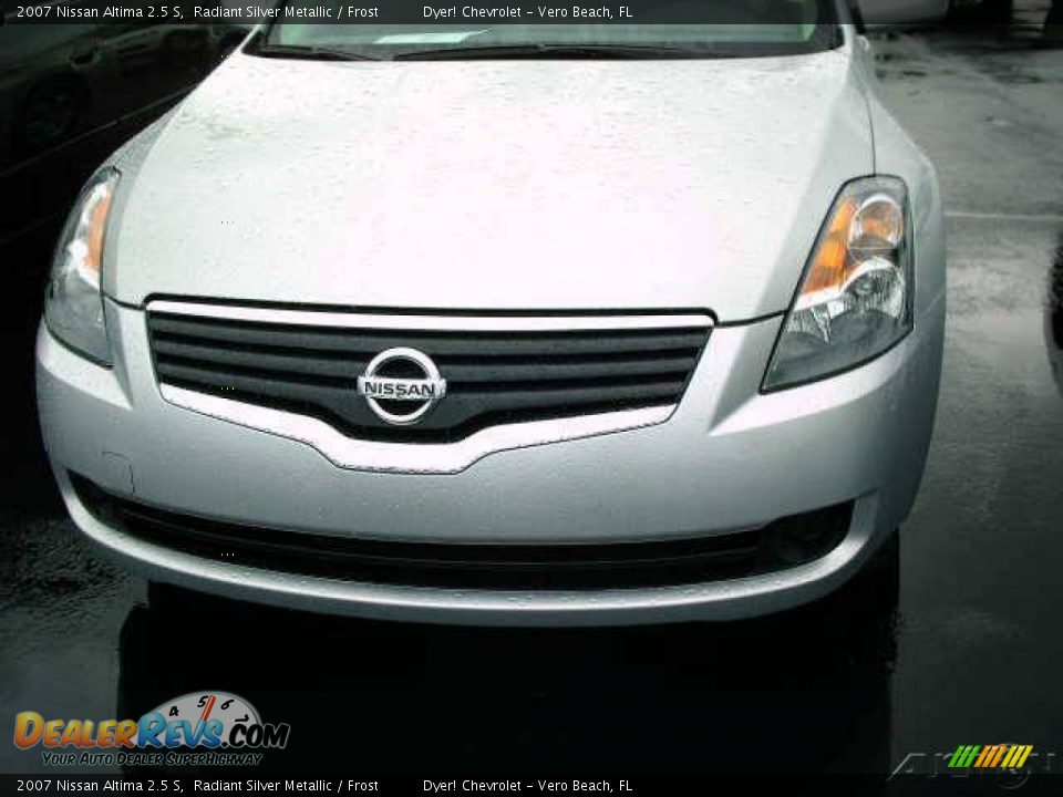 2007 Nissan Altima 2.5 S Radiant Silver Metallic / Frost Photo #2