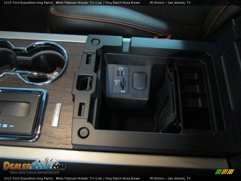 2015 Ford Expedition King Ranch White Platinum Metallic Tri-Coat / King Ranch Mesa Brown Photo #26