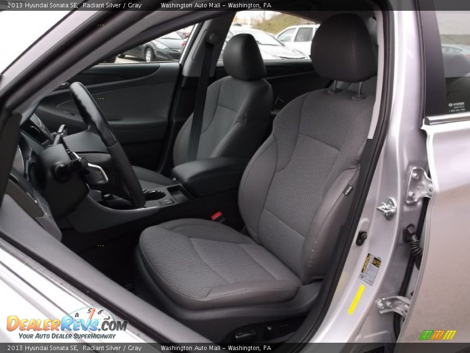 2013 Hyundai Sonata SE Radiant Silver / Gray Photo #11