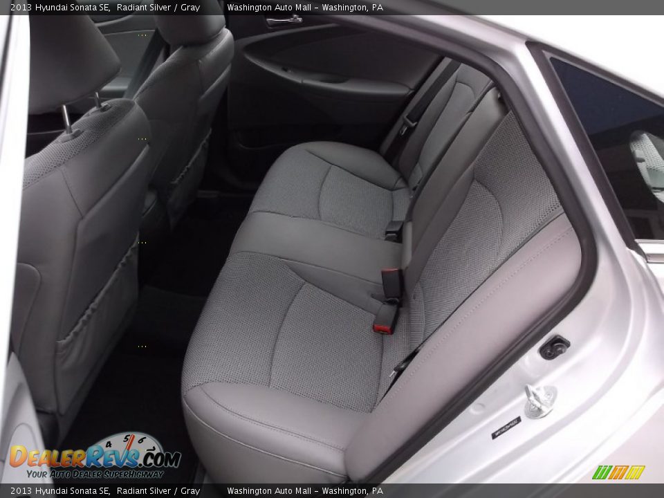 2013 Hyundai Sonata SE Radiant Silver / Gray Photo #18