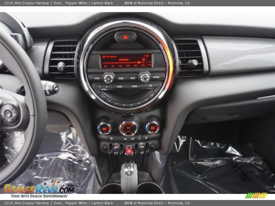 2015 Mini Cooper Hardtop 2 Door Pepper White / Carbon Black Photo #8