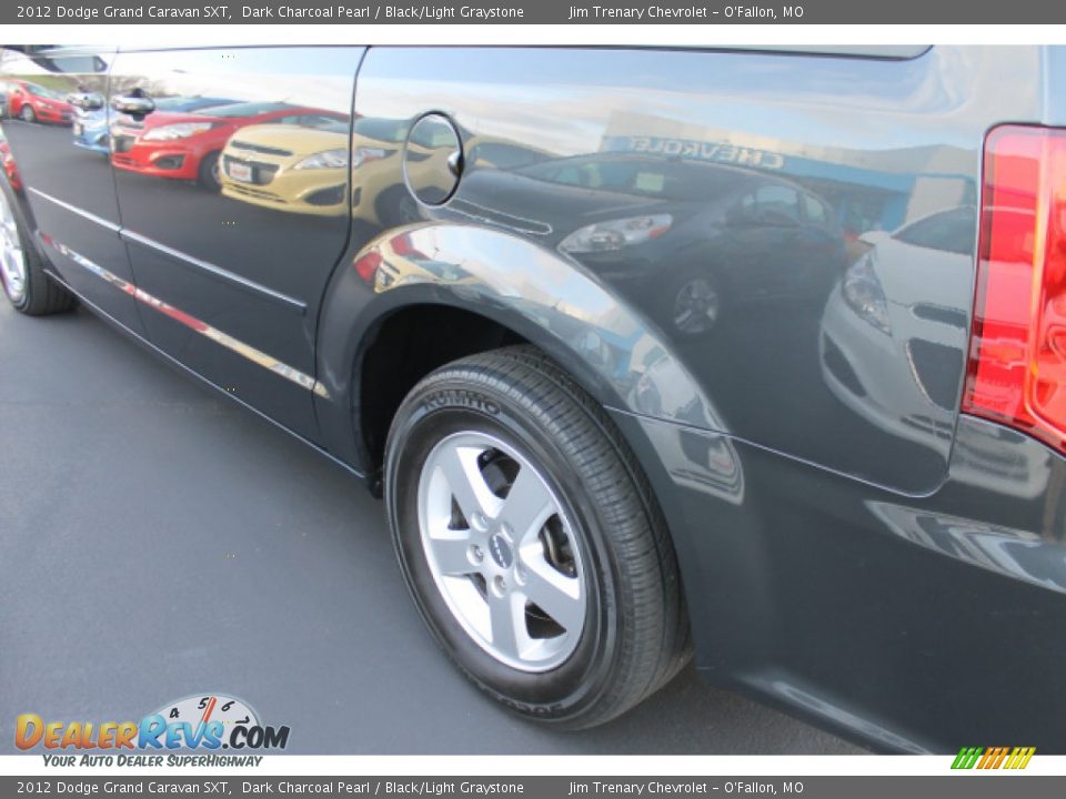 2012 Dodge Grand Caravan SXT Dark Charcoal Pearl / Black/Light Graystone Photo #4