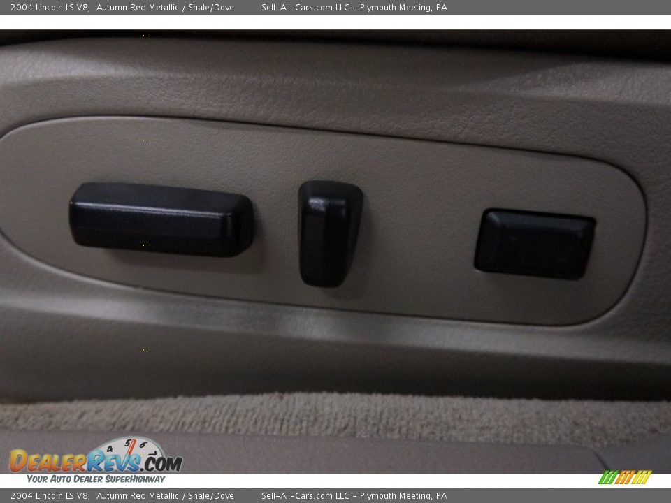 2004 Lincoln LS V8 Autumn Red Metallic / Shale/Dove Photo #20