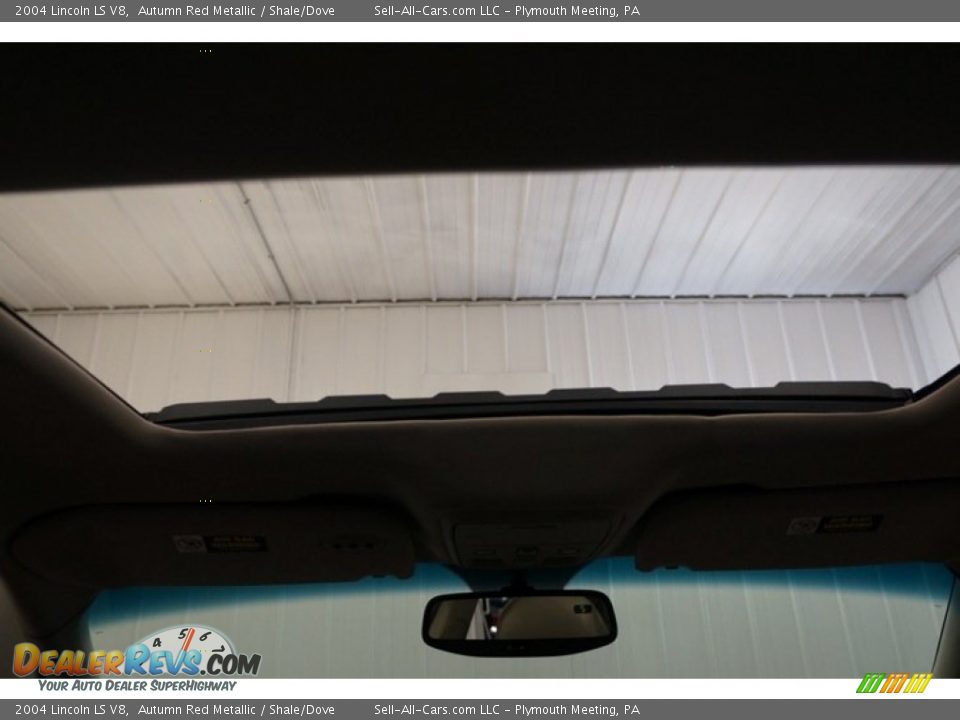 2004 Lincoln LS V8 Autumn Red Metallic / Shale/Dove Photo #22