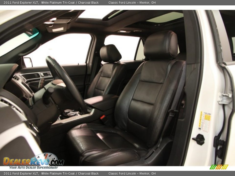 2011 Ford Explorer XLT White Platinum Tri-Coat / Charcoal Black Photo #5