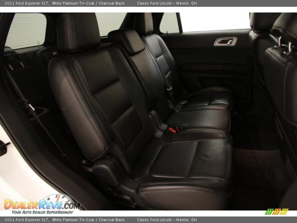 2011 Ford Explorer XLT White Platinum Tri-Coat / Charcoal Black Photo #14