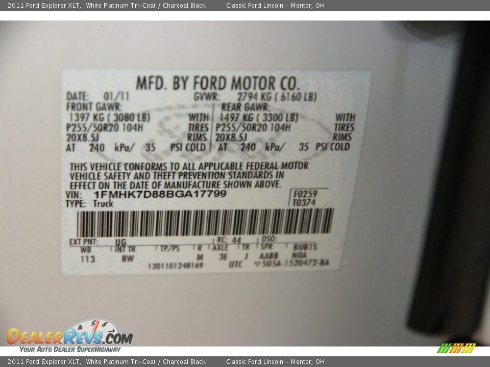 2011 Ford Explorer XLT White Platinum Tri-Coat / Charcoal Black Photo #19