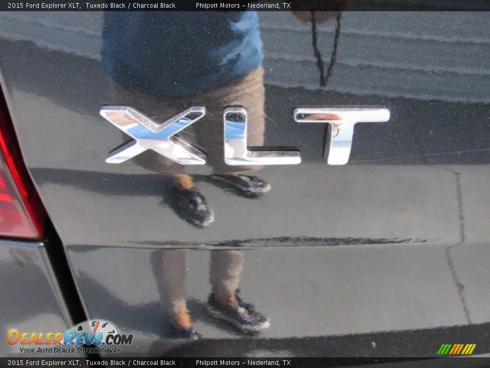 2015 Ford Explorer XLT Tuxedo Black / Charcoal Black Photo #13