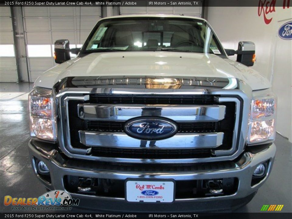 2015 Ford F250 Super Duty Lariat Crew Cab 4x4 White Platinum / Adobe Photo #2