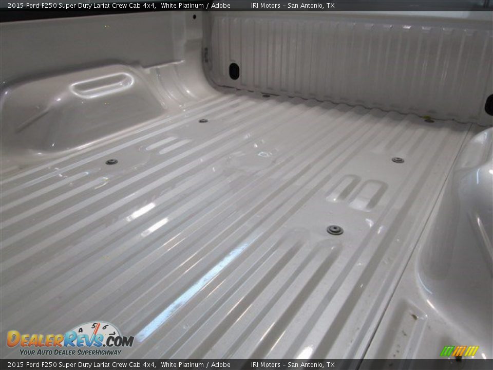 2015 Ford F250 Super Duty Lariat Crew Cab 4x4 White Platinum / Adobe Photo #9