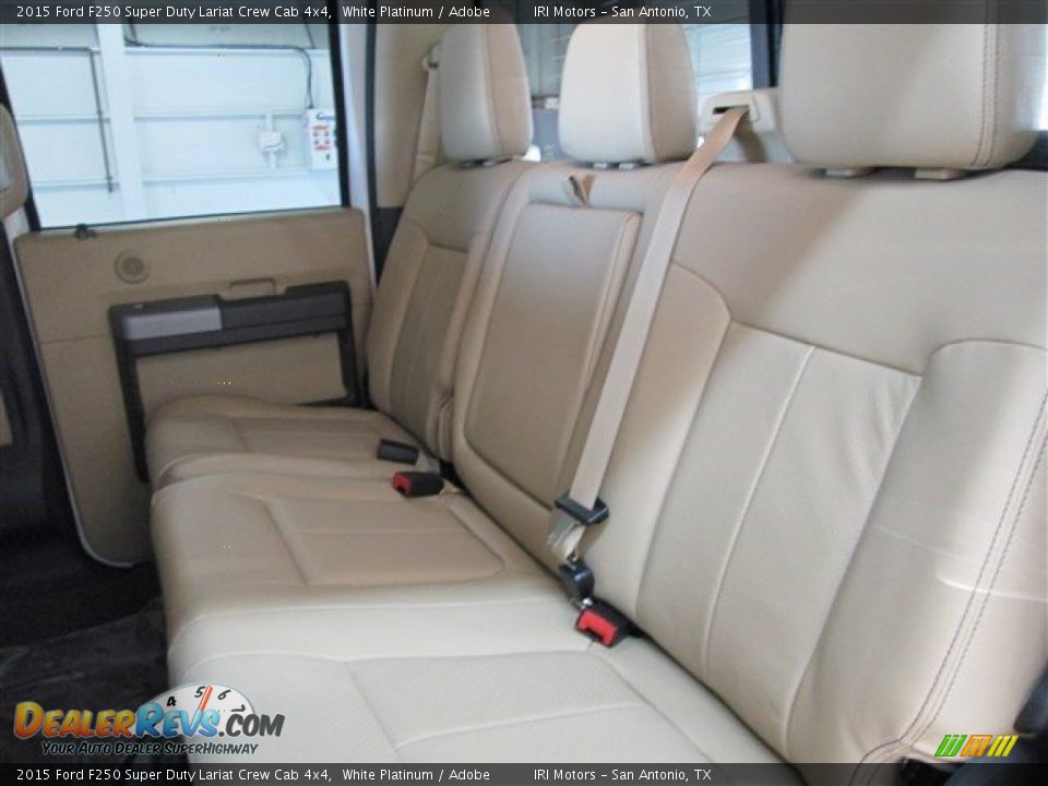 2015 Ford F250 Super Duty Lariat Crew Cab 4x4 White Platinum / Adobe Photo #14