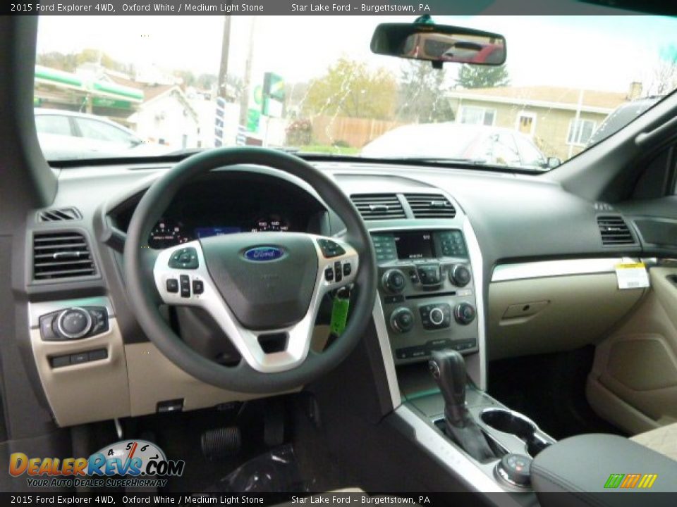 2015 Ford Explorer 4WD Oxford White / Medium Light Stone Photo #13