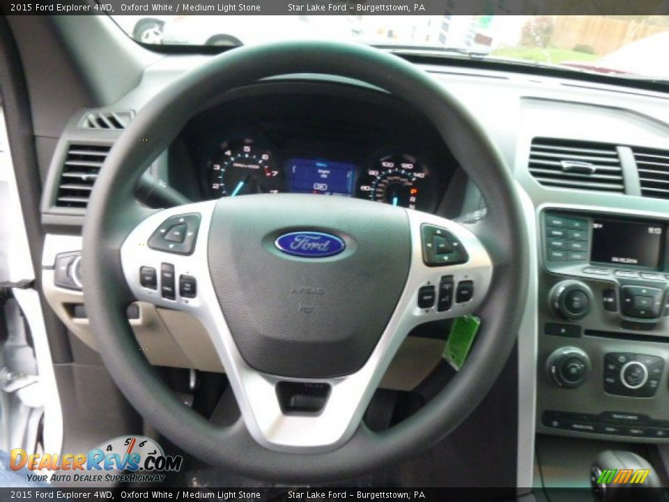 2015 Ford Explorer 4WD Oxford White / Medium Light Stone Photo #18