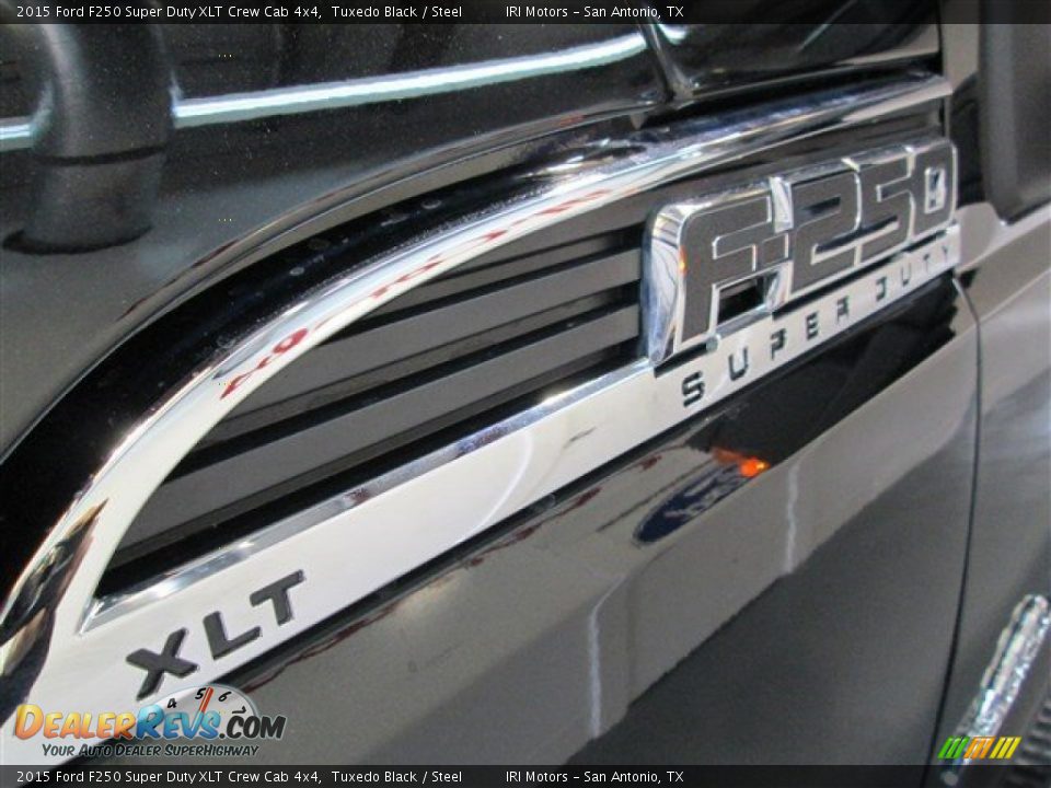 2015 Ford F250 Super Duty XLT Crew Cab 4x4 Tuxedo Black / Steel Photo #4