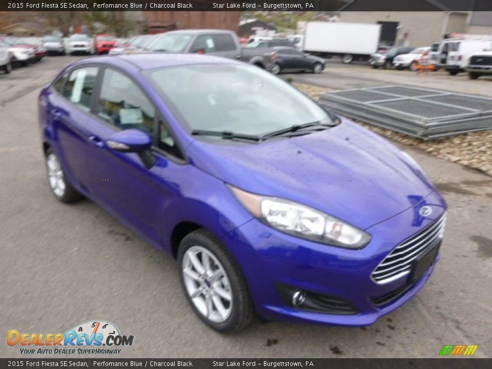2015 Ford Fiesta SE Sedan Perfomance Blue / Charcoal Black Photo #3