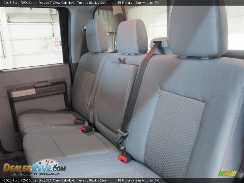 2015 Ford F250 Super Duty XLT Crew Cab 4x4 Tuxedo Black / Steel Photo #13