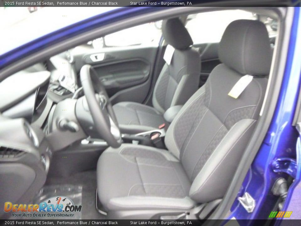 Front Seat of 2015 Ford Fiesta SE Sedan Photo #10