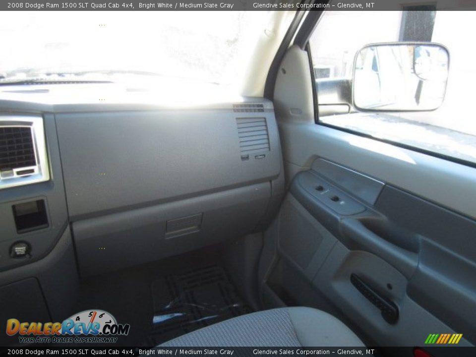 2008 Dodge Ram 1500 SLT Quad Cab 4x4 Bright White / Medium Slate Gray Photo #15