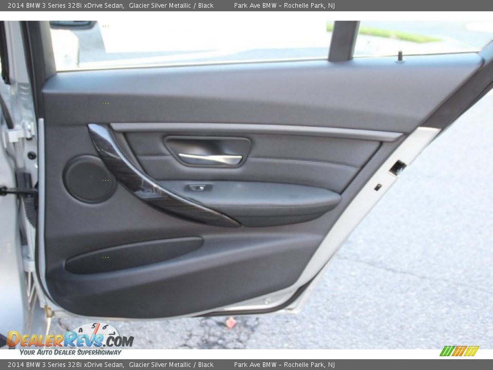 2014 BMW 3 Series 328i xDrive Sedan Glacier Silver Metallic / Black Photo #25
