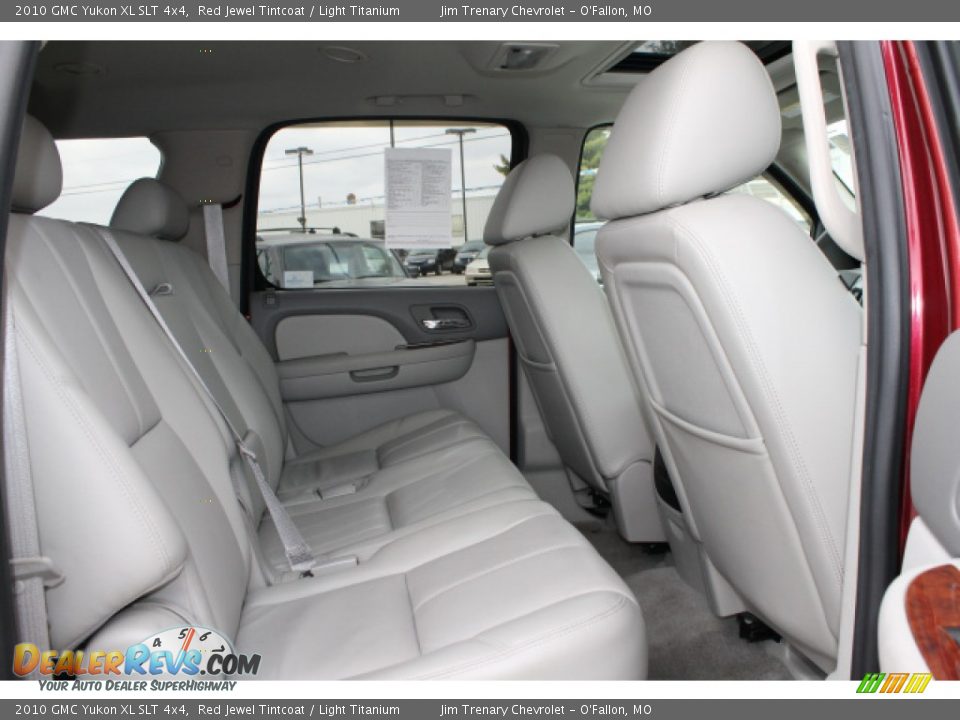 2010 GMC Yukon XL SLT 4x4 Red Jewel Tintcoat / Light Titanium Photo #5