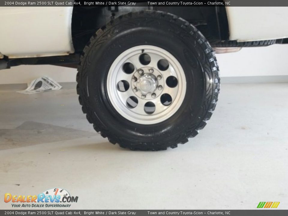 2004 Dodge Ram 2500 SLT Quad Cab 4x4 Bright White / Dark Slate Gray Photo #10
