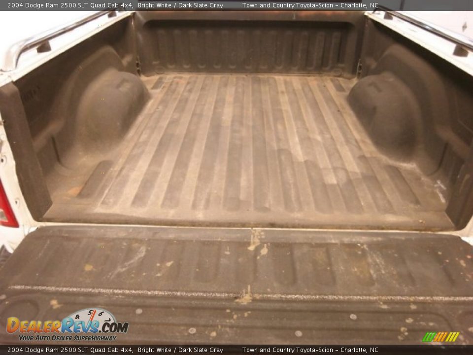 2004 Dodge Ram 2500 SLT Quad Cab 4x4 Bright White / Dark Slate Gray Photo #14