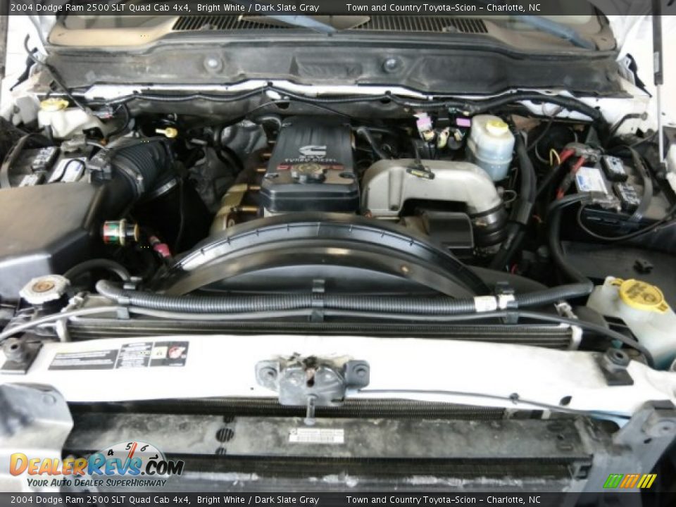 2004 Dodge Ram 2500 SLT Quad Cab 4x4 Bright White / Dark Slate Gray Photo #15