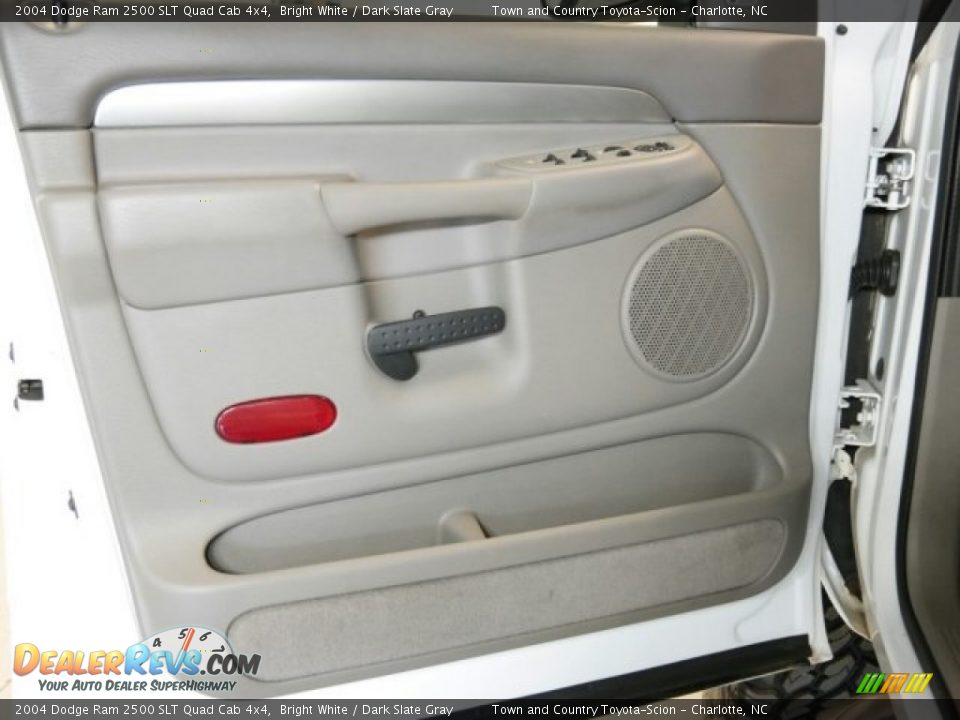 2004 Dodge Ram 2500 SLT Quad Cab 4x4 Bright White / Dark Slate Gray Photo #16