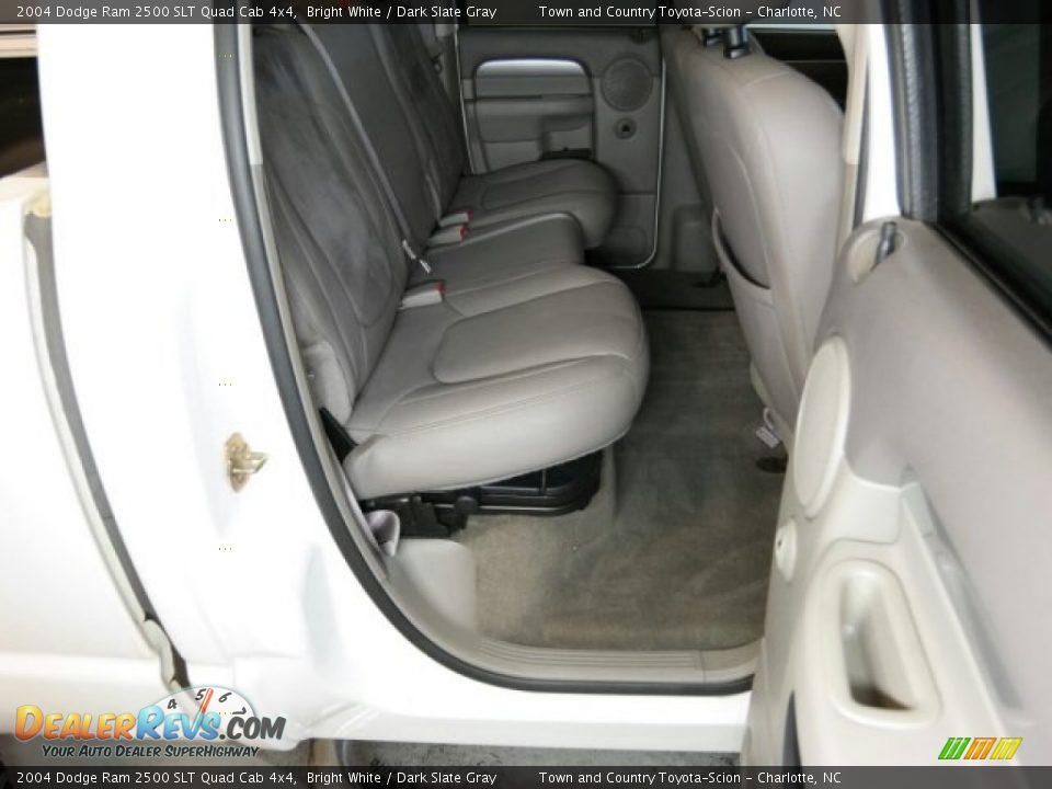 2004 Dodge Ram 2500 SLT Quad Cab 4x4 Bright White / Dark Slate Gray Photo #22