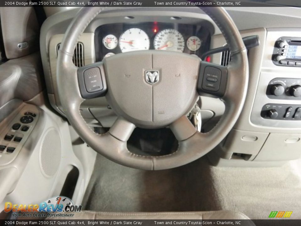 2004 Dodge Ram 2500 SLT Quad Cab 4x4 Bright White / Dark Slate Gray Photo #26