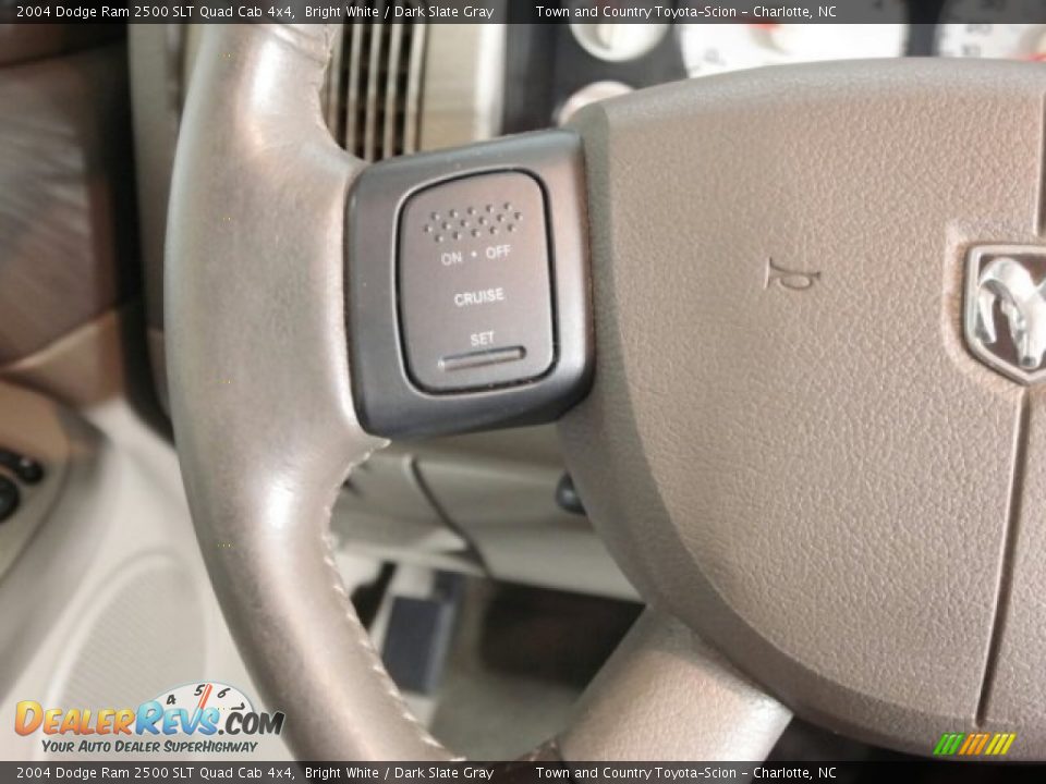 2004 Dodge Ram 2500 SLT Quad Cab 4x4 Bright White / Dark Slate Gray Photo #27