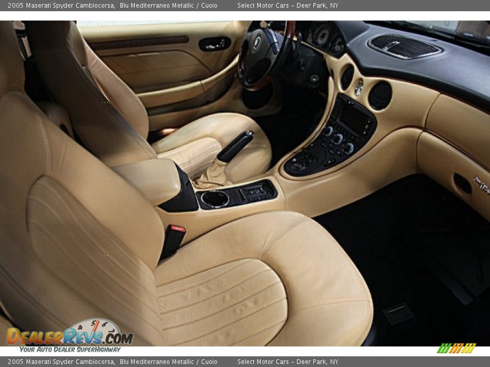 Front Seat of 2005 Maserati Spyder Cambiocorsa Photo #9