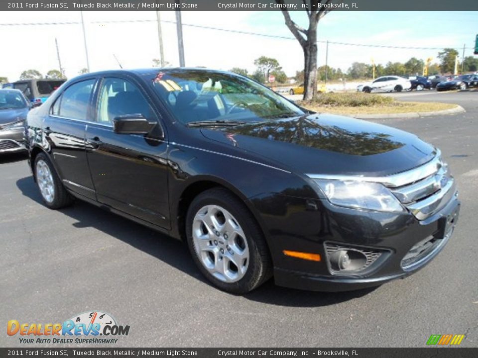2011 Ford Fusion SE Tuxedo Black Metallic / Medium Light Stone Photo #10