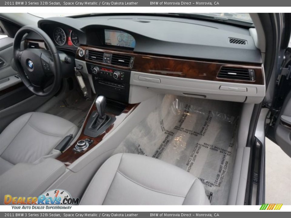 2011 BMW 3 Series 328i Sedan Space Gray Metallic / Gray Dakota Leather Photo #11