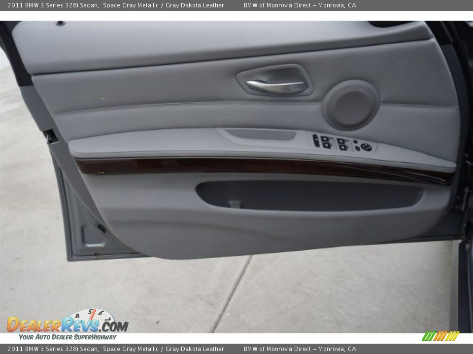 2011 BMW 3 Series 328i Sedan Space Gray Metallic / Gray Dakota Leather Photo #15