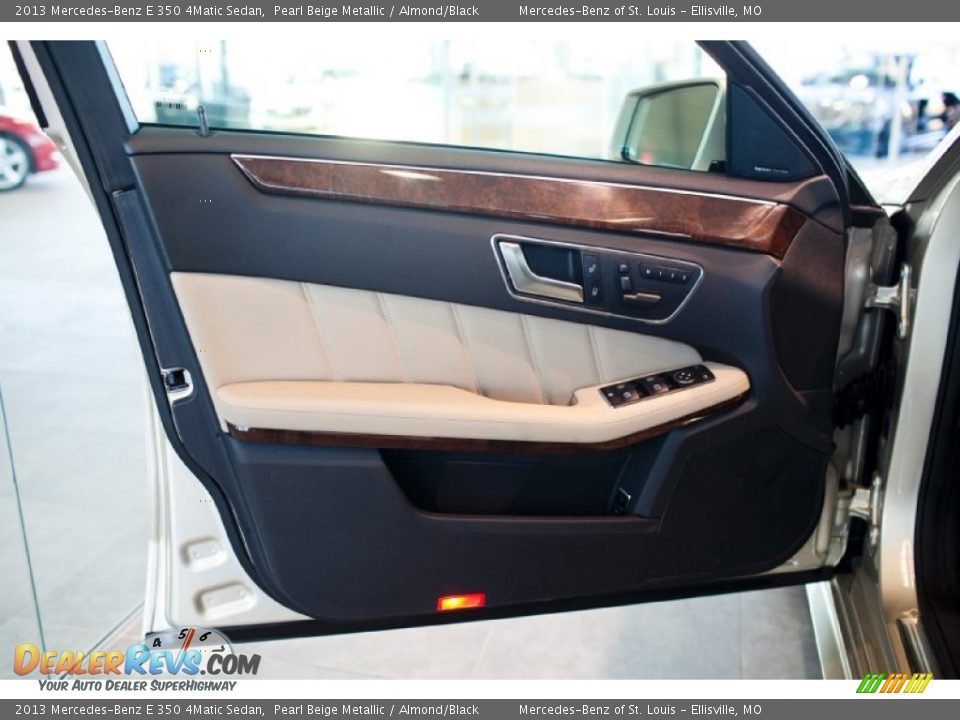 2013 Mercedes-Benz E 350 4Matic Sedan Pearl Beige Metallic / Almond/Black Photo #15
