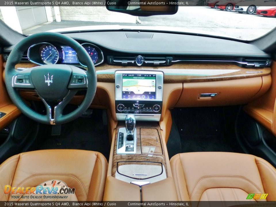 Dashboard of 2015 Maserati Quattroporte S Q4 AWD Photo #8