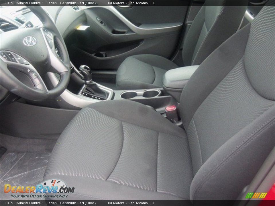 2015 Hyundai Elantra SE Sedan Geranium Red / Black Photo #6