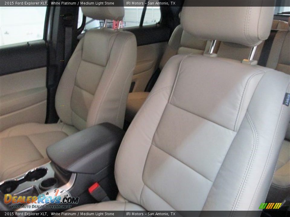 2015 Ford Explorer XLT White Platinum / Medium Light Stone Photo #10