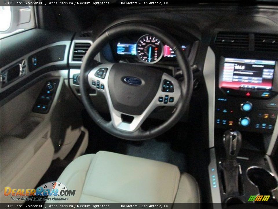 2015 Ford Explorer XLT White Platinum / Medium Light Stone Photo #12