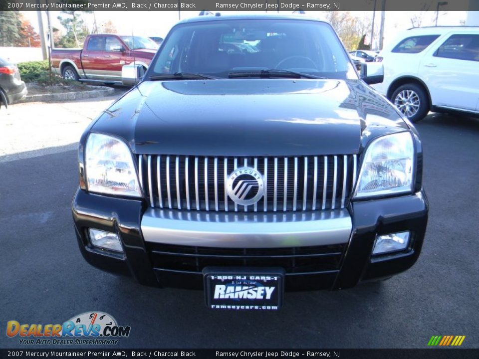 2007 Mercury Mountaineer Premier AWD Black / Charcoal Black Photo #2