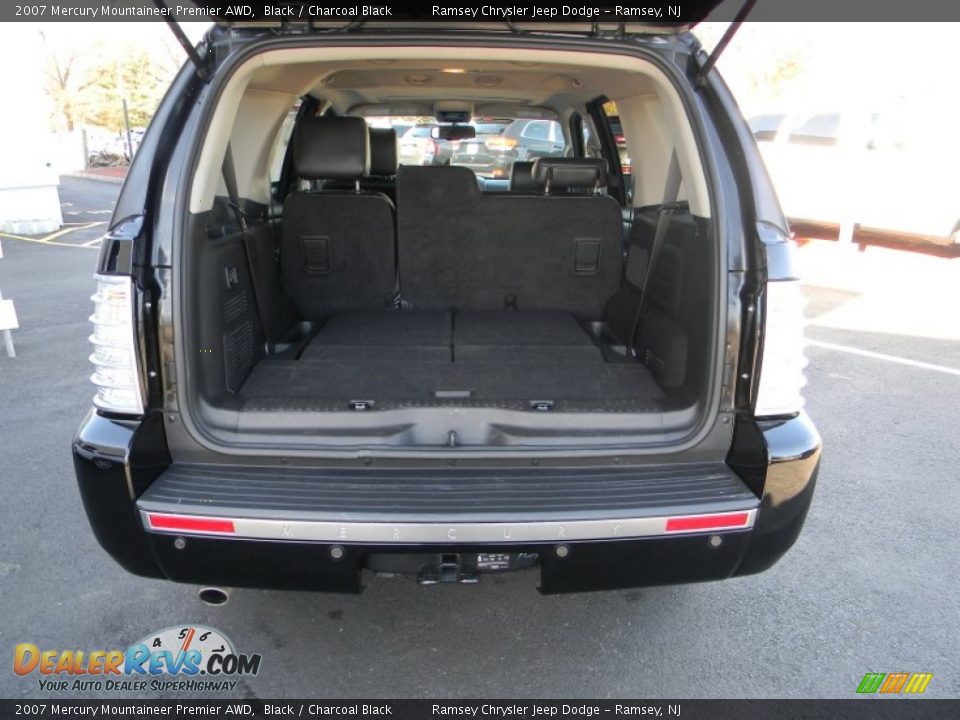 2007 Mercury Mountaineer Premier AWD Black / Charcoal Black Photo #9