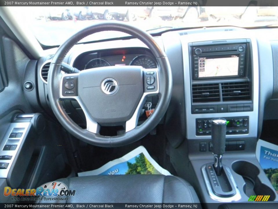 2007 Mercury Mountaineer Premier AWD Black / Charcoal Black Photo #13