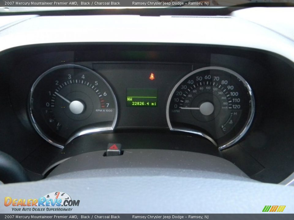 2007 Mercury Mountaineer Premier AWD Black / Charcoal Black Photo #15