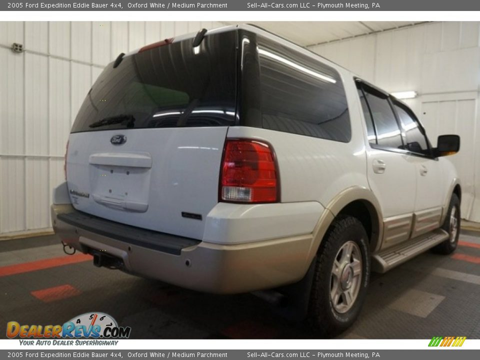 2005 Ford Expedition Eddie Bauer 4x4 Oxford White / Medium Parchment Photo #8