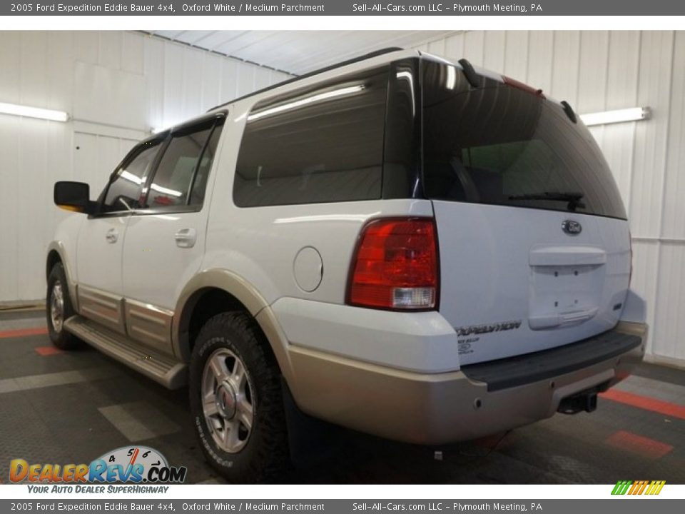 2005 Ford Expedition Eddie Bauer 4x4 Oxford White / Medium Parchment Photo #10