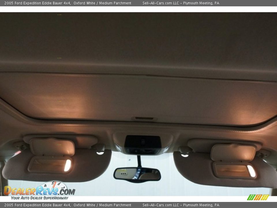 2005 Ford Expedition Eddie Bauer 4x4 Oxford White / Medium Parchment Photo #21