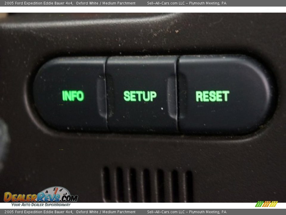 2005 Ford Expedition Eddie Bauer 4x4 Oxford White / Medium Parchment Photo #30