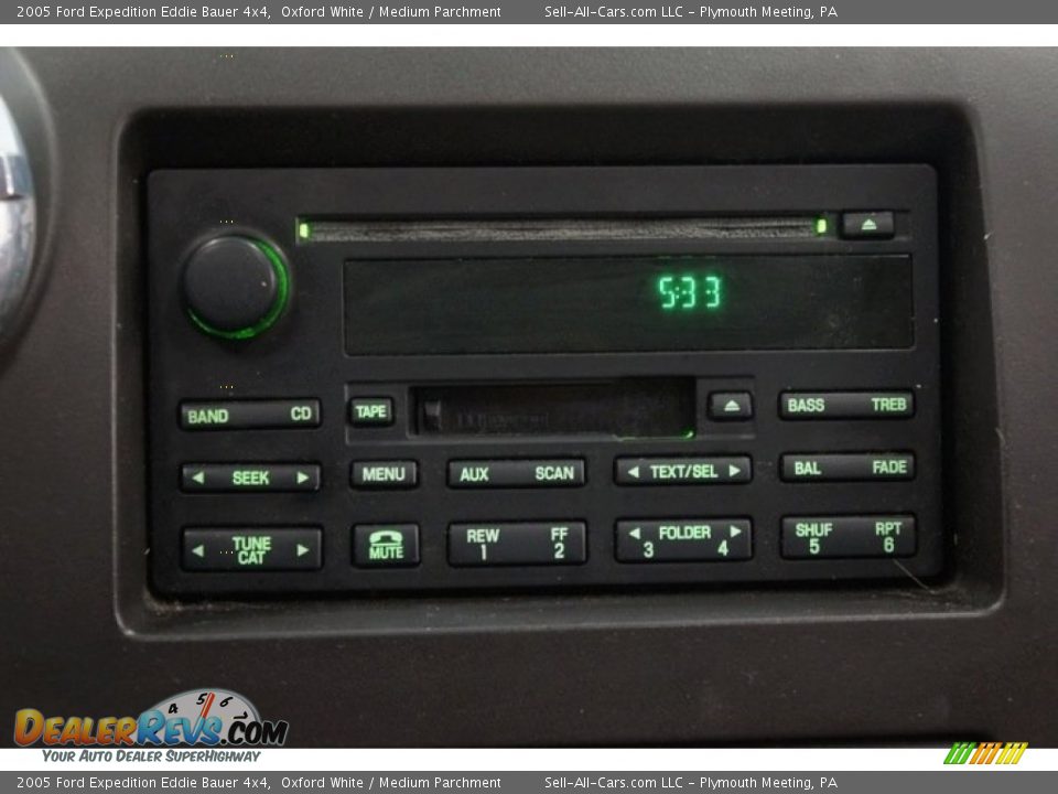 2005 Ford Expedition Eddie Bauer 4x4 Oxford White / Medium Parchment Photo #32